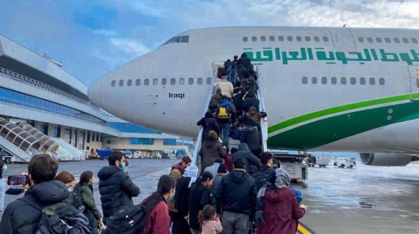 مئات المهاجرين يغادرون بيلاروس عائدين إلى العراق