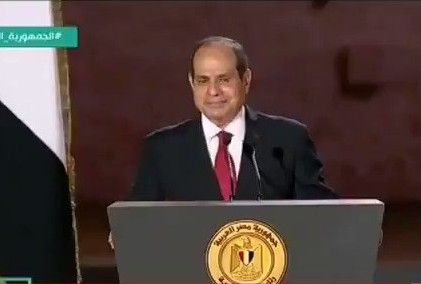 مجدي الحداد يكتب : عن الهري في ميكرفونات السيسي