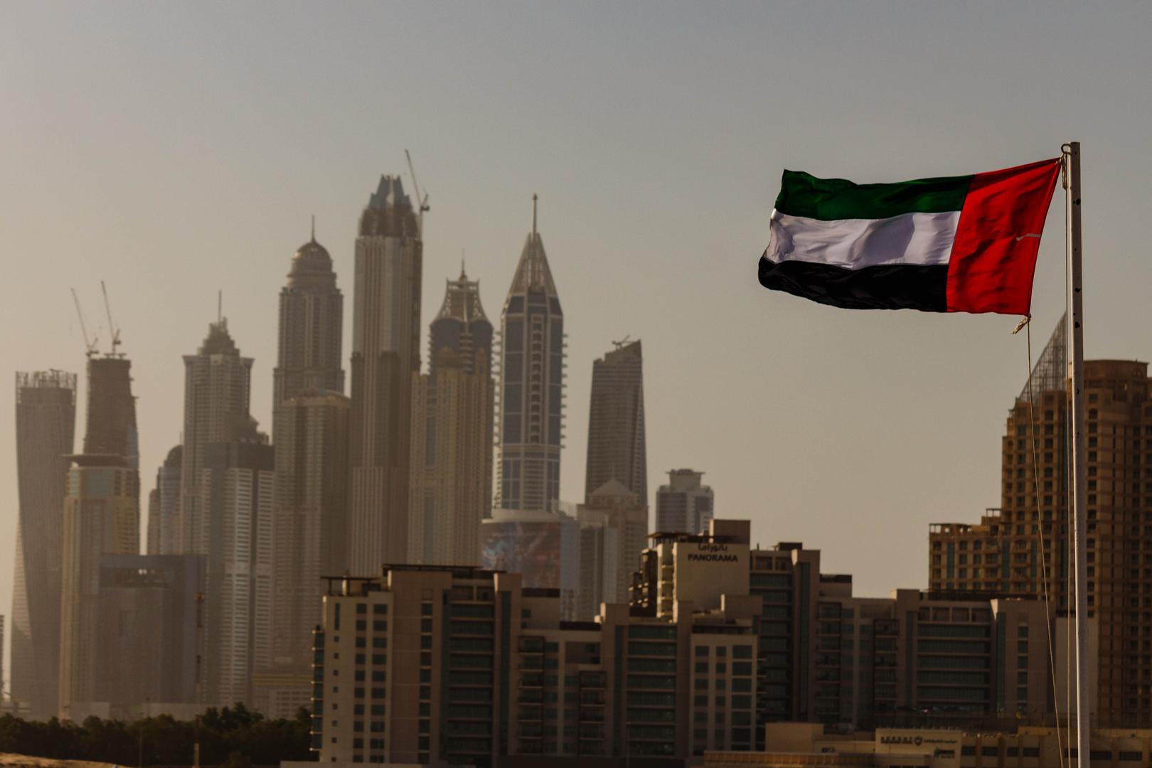 ميدل ايست آي : بايدن يمكن السلوك المتهور للإمارات