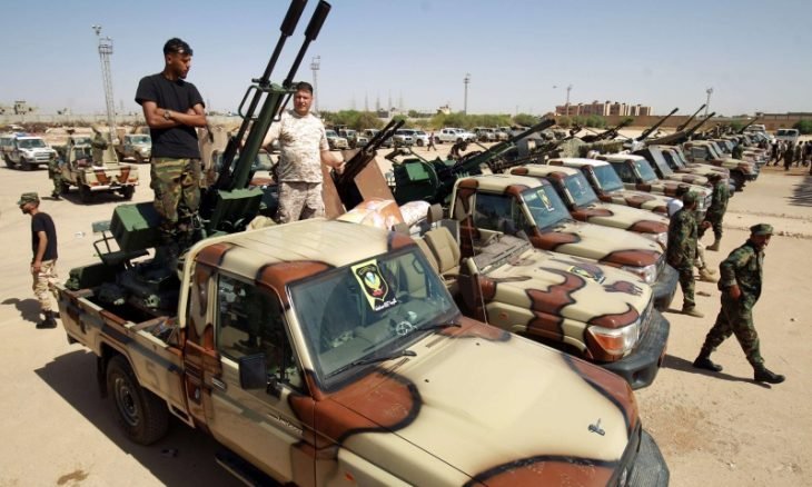 ليبيا.. قتيل وجريحان باشتباكات بين مليشيا حفتر وقوات "الرئاسي"