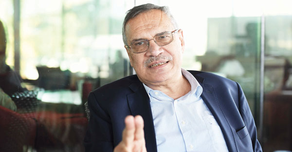 معين الطاهر يكتب: مستقبل السلطة الفلسطينية : خيارات متعددة وإرادة مسلوبة ..!!