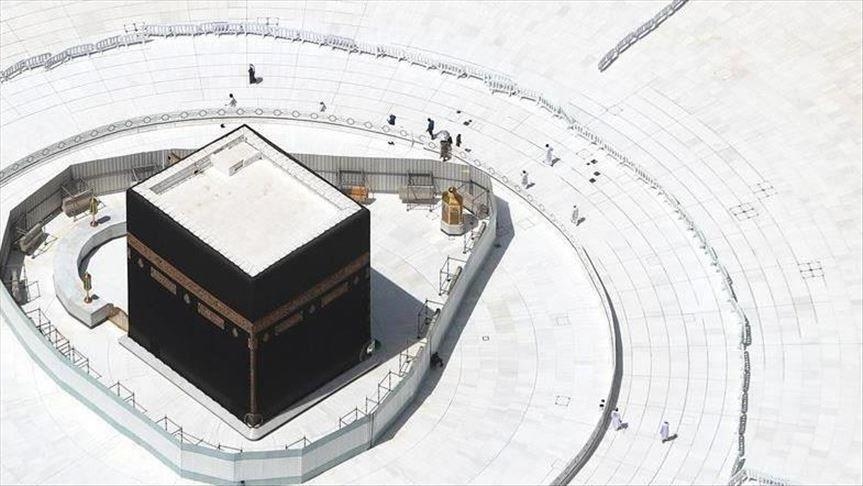 بدء طواف القدوم لضيوف الرحمن في "موسم حج استثنائي"
