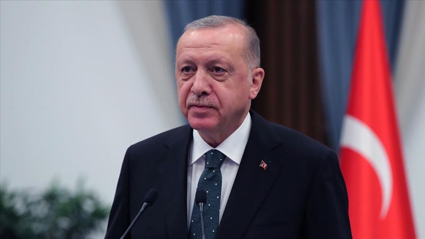 أردوغان يتوجه لأنطاليا لتفقد المناطق المتضررة جراء الحرائق