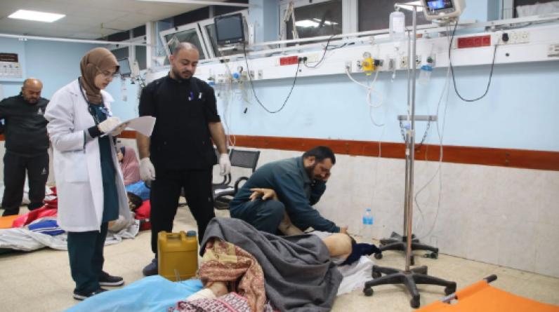 القصف الإسرائيلي يعيد إشعال الحرب بعد انهيار الهدنة.. و34 مستشفى خارج الخدمة