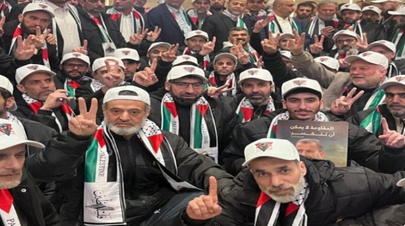 قادة حماس والفصائل الفلسطينية يلتقون الأسرى المبعدون داخل القاهرة