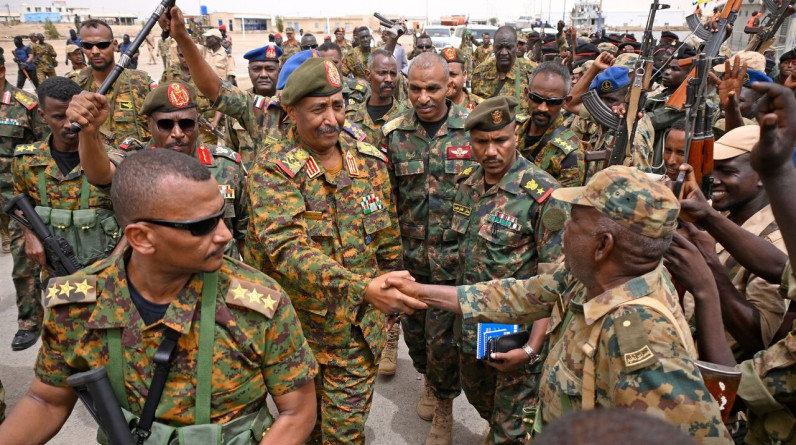 الجيش السوداني: نتقدم في محور غربي مدينة أم درمان ونسيطر على مواقع هامة