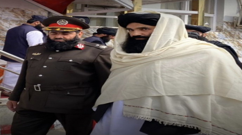مطلوب لدى واشنطن ومكافأة 10 مليون دولار..  ظهور نادر لوزير الداخلية الأفغاني