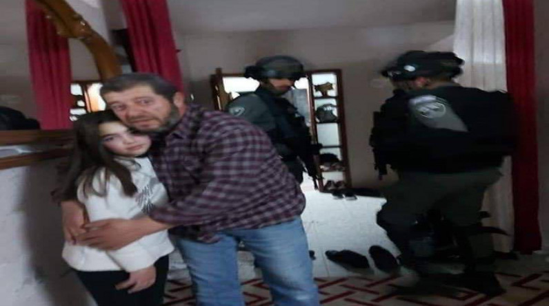 11 معتقلًا بالضفة بينهم أسرى محررون
