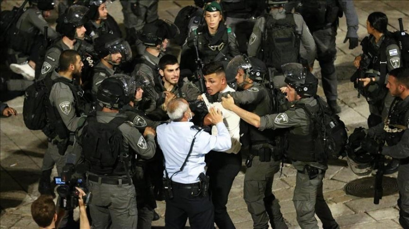 د. يوسف رزقة يكتب: جل قرارات المركزي ليست للتطبيق؟!