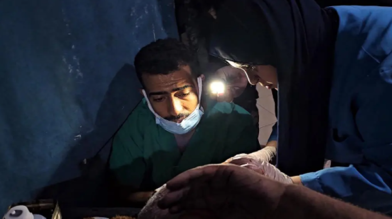 المدير العام لوزارة الصحة بغزة: القطاع الصحي بالقطاع لا يمكن وصفه حاليا إلا بأنه مغلق