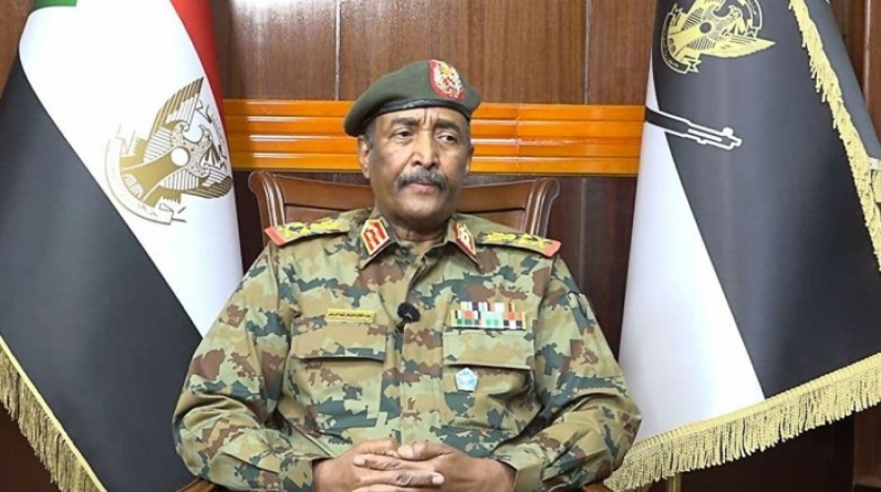 البرهان: مباحثات الحوار السياسي جارية لكنها لا تشمل أنصار البشير