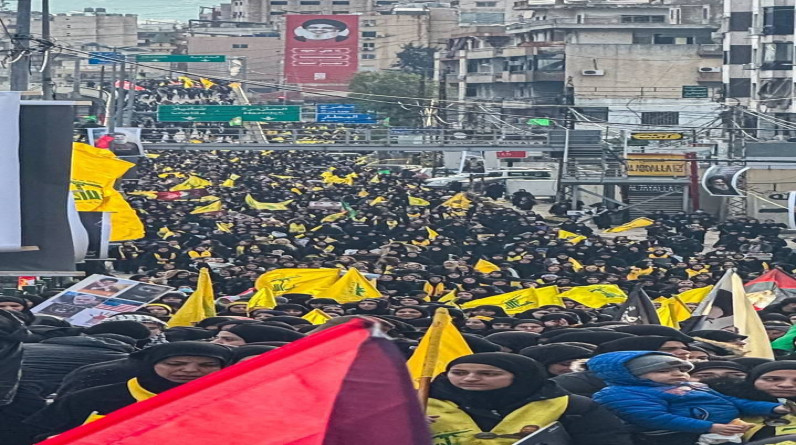 فيديو| طائرات الاحتلال تحلق في سماء بيروت أثناء تشييع الشهيدين حسن نصر الله وهاشم صفي الدين