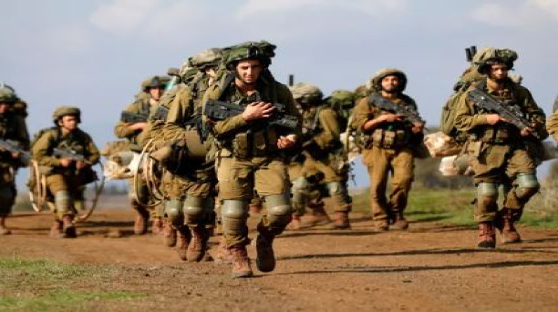 عاموس هرئيل: جنود قتلى وجمهور غاضب وحكومة تمارس الكذب